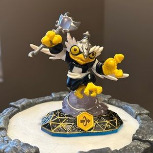 Skylanders SWAP Force Hoot Loop “Let’s ruffle some feathers!”